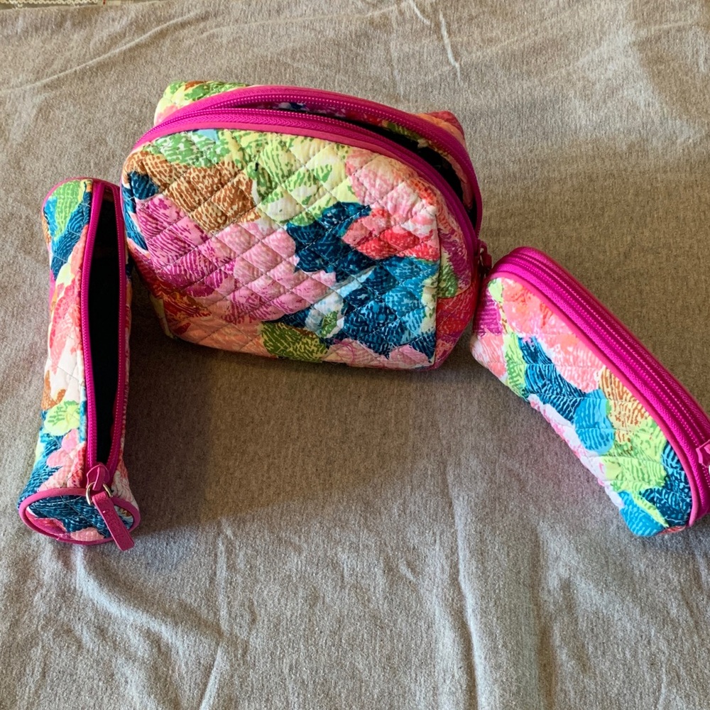Colorful Quilted Cosmetic Bag Set - Picture 3 of 3